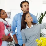 people planning omnichannel marketing campaigns that include direct mail